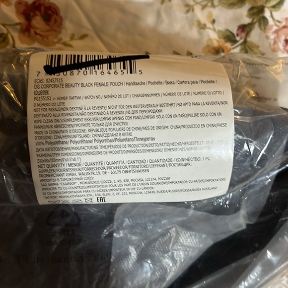 Dolce Gabbana make up bag brand new with tag - Picture 5 of 9